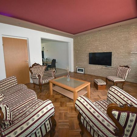 Family Apartment Sara Zadar Bagian luar foto